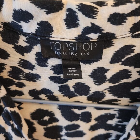 Topshop / Botton-Down / Crop / Leopard / Size US2 - Picture 4 of 8